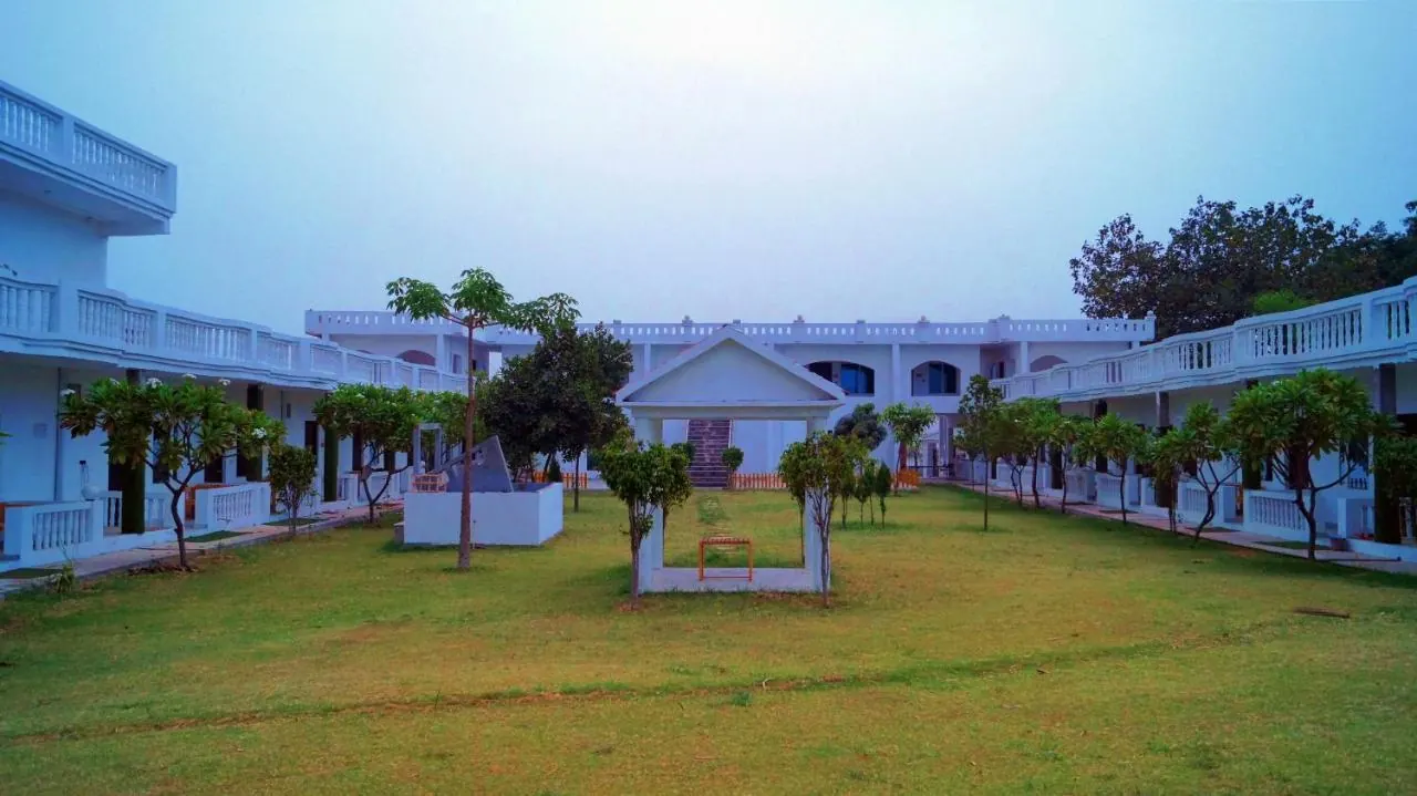 Ganga Village Resort, Garhmukteshwar